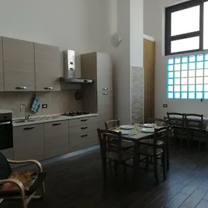 Siracusa Holiday House , Syracuse Italia